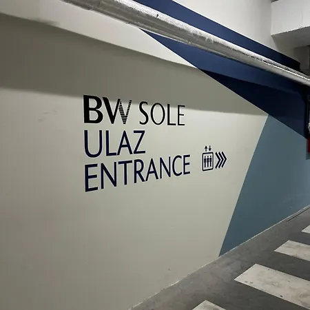 Astra Lux - Galerija Na Vodi - Waterfront Apartmán Bělehrad