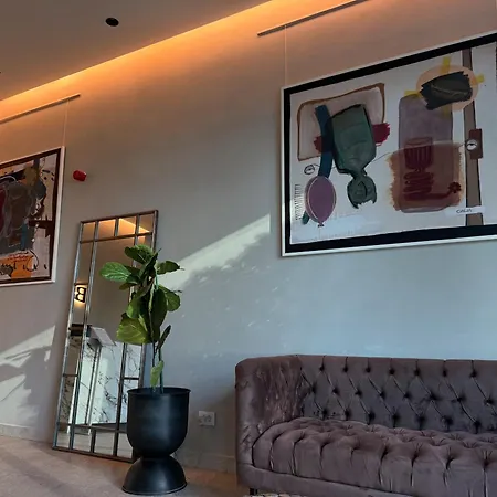 Astra Lux - Galerija Na Vodi - Waterfront Apartmán